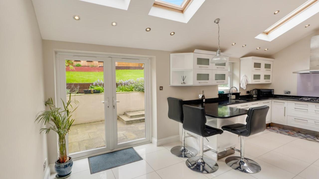 Cosy Luxurious Family Home London Eksteriør billede